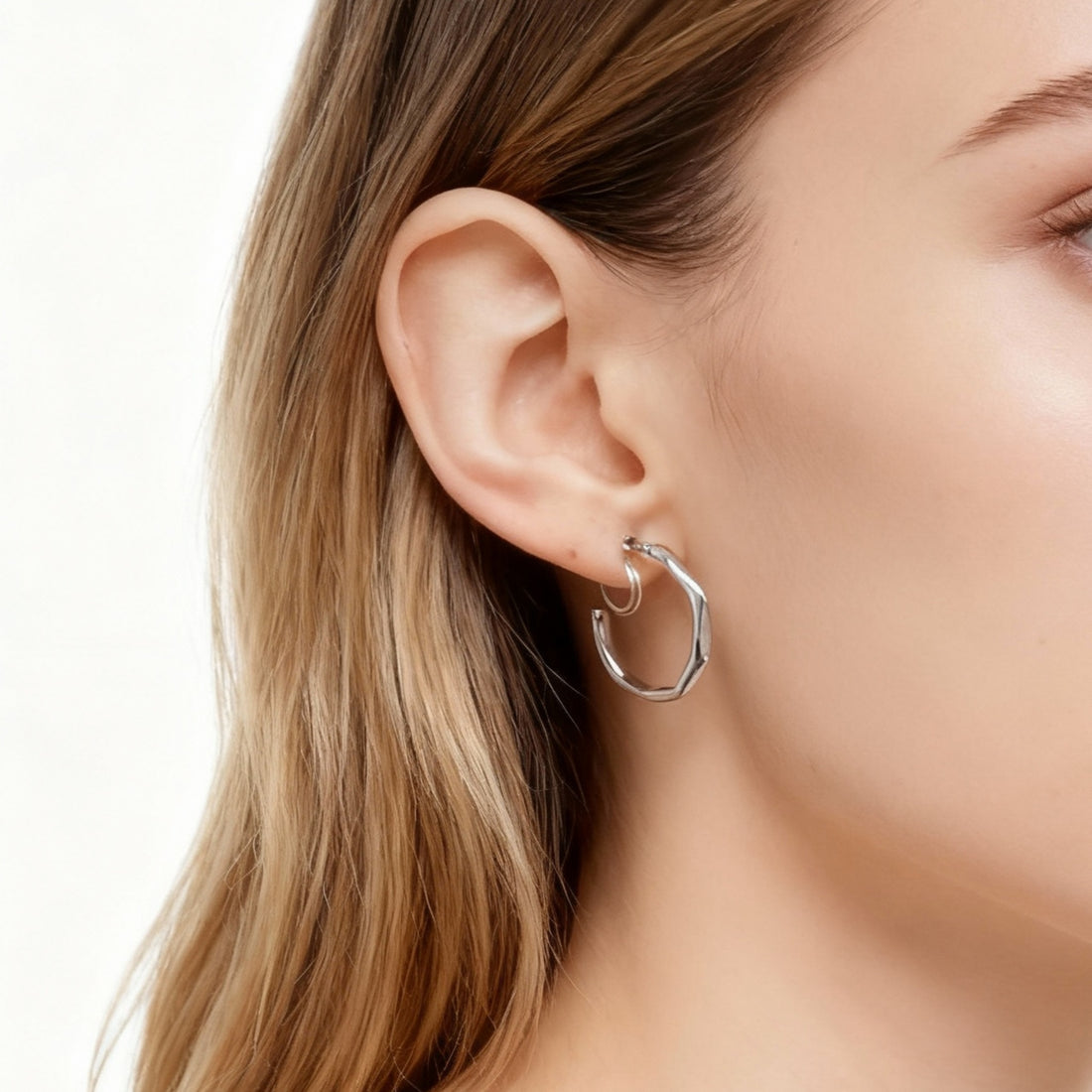 Silver Resinhoop clip-on earrings by SOMIY – pain-free non-pierced jewelry for everyday wear