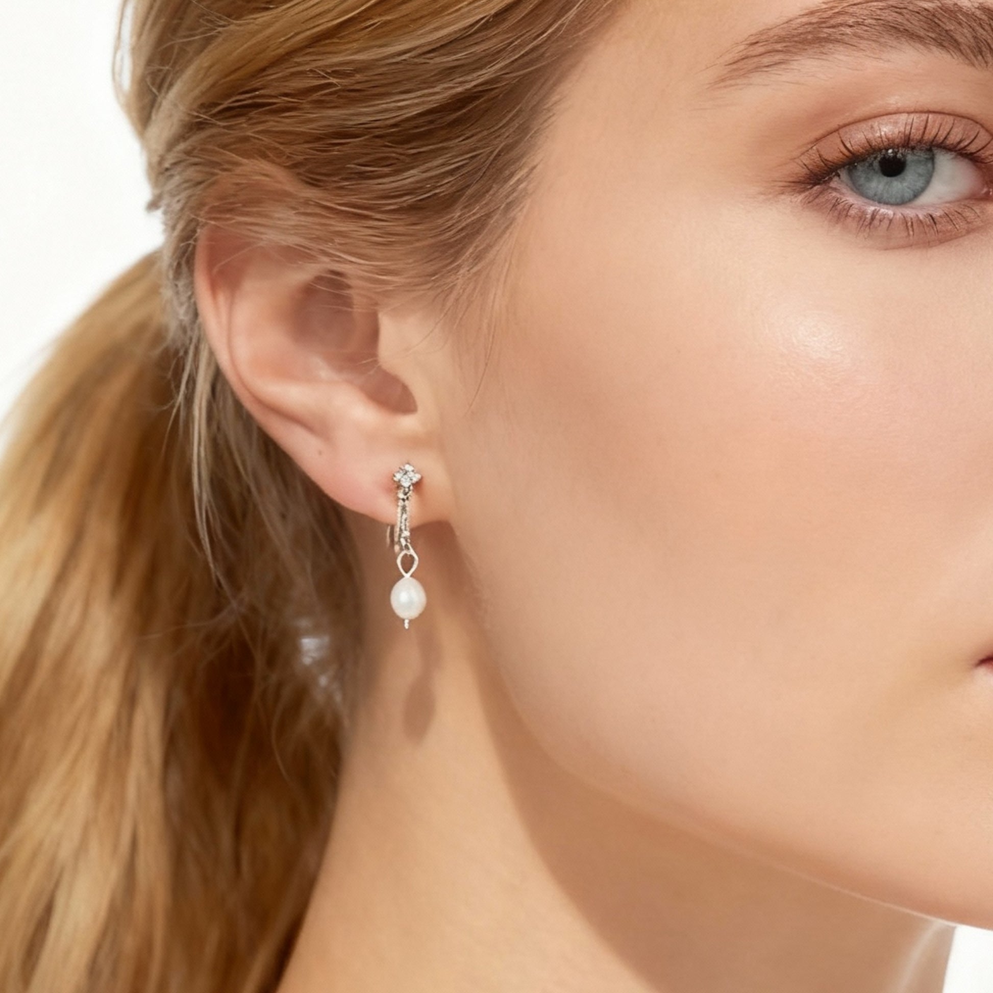 Chain Drop Pearl Clip-On Chain Earrings for non-pierced ears – SOMIY