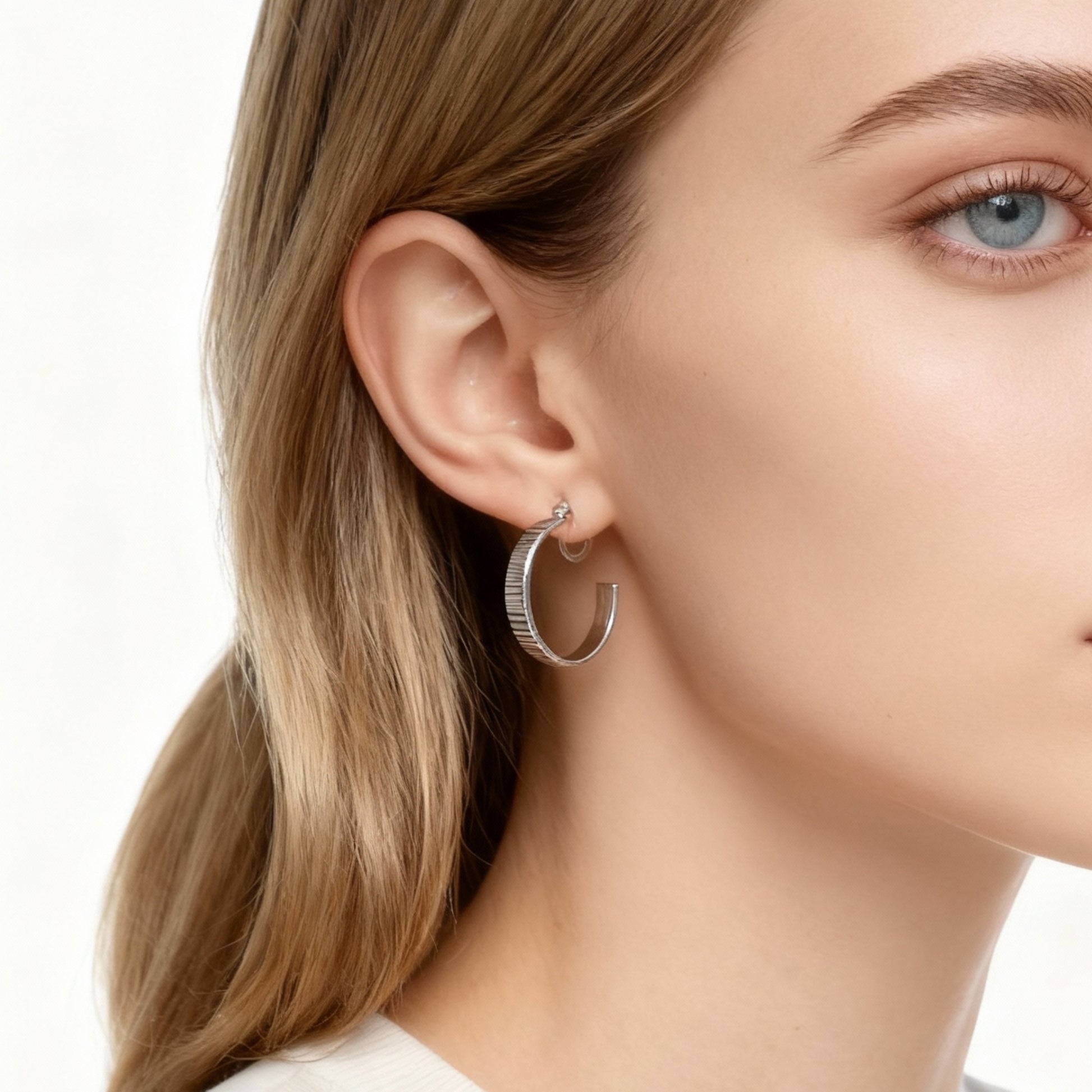 Textured Gold Clip-On C-Hoop Earrings for non-pierced ears – SOMIY