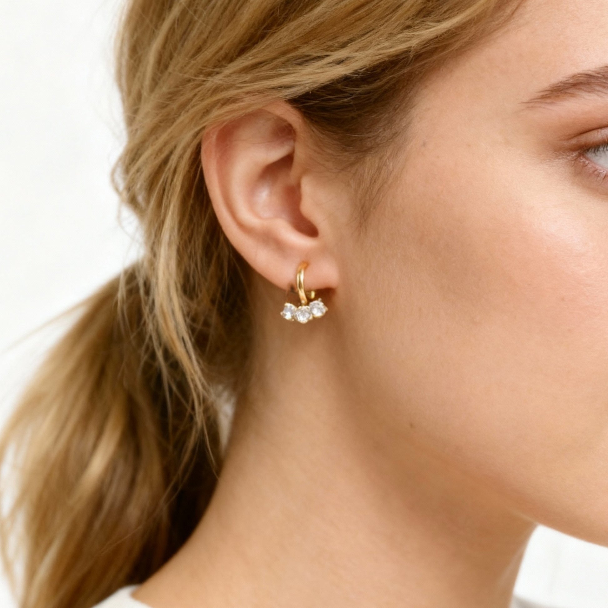 Trio-Diamond Arc Studs Clip-On Earrings for non-pierced ears – SOMIY