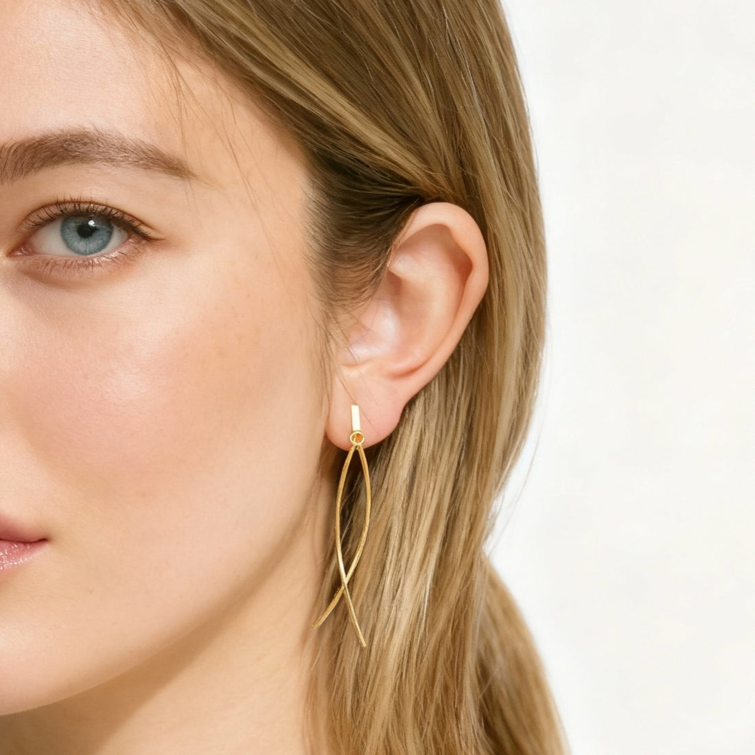 Gold Pearl Crystaldangle clip-on earrings by SOMIY – pain-free non-pierced jewelry for everyday wear