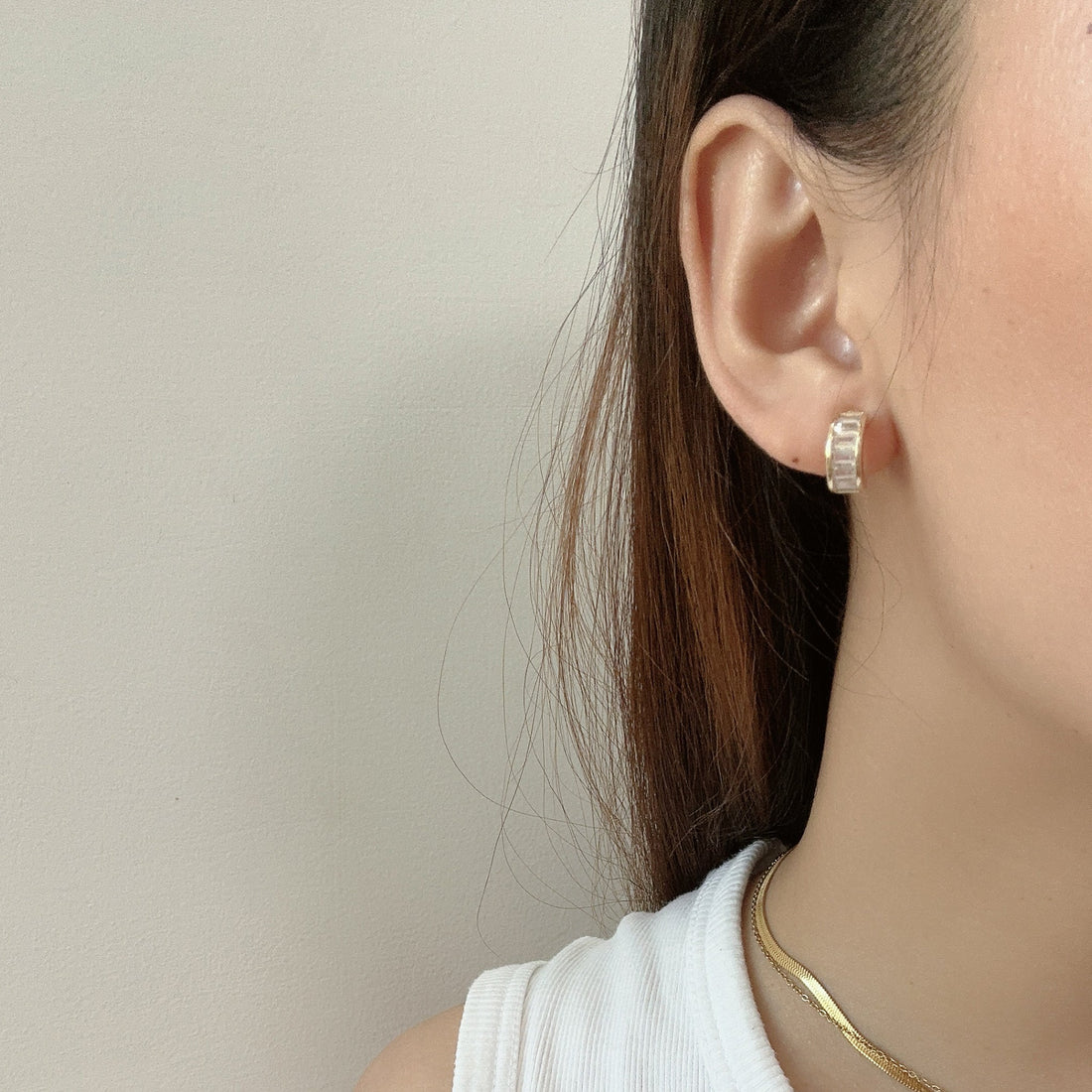 Small C-shaped zircon Clip-On Hoop Earrings - SOMIY
