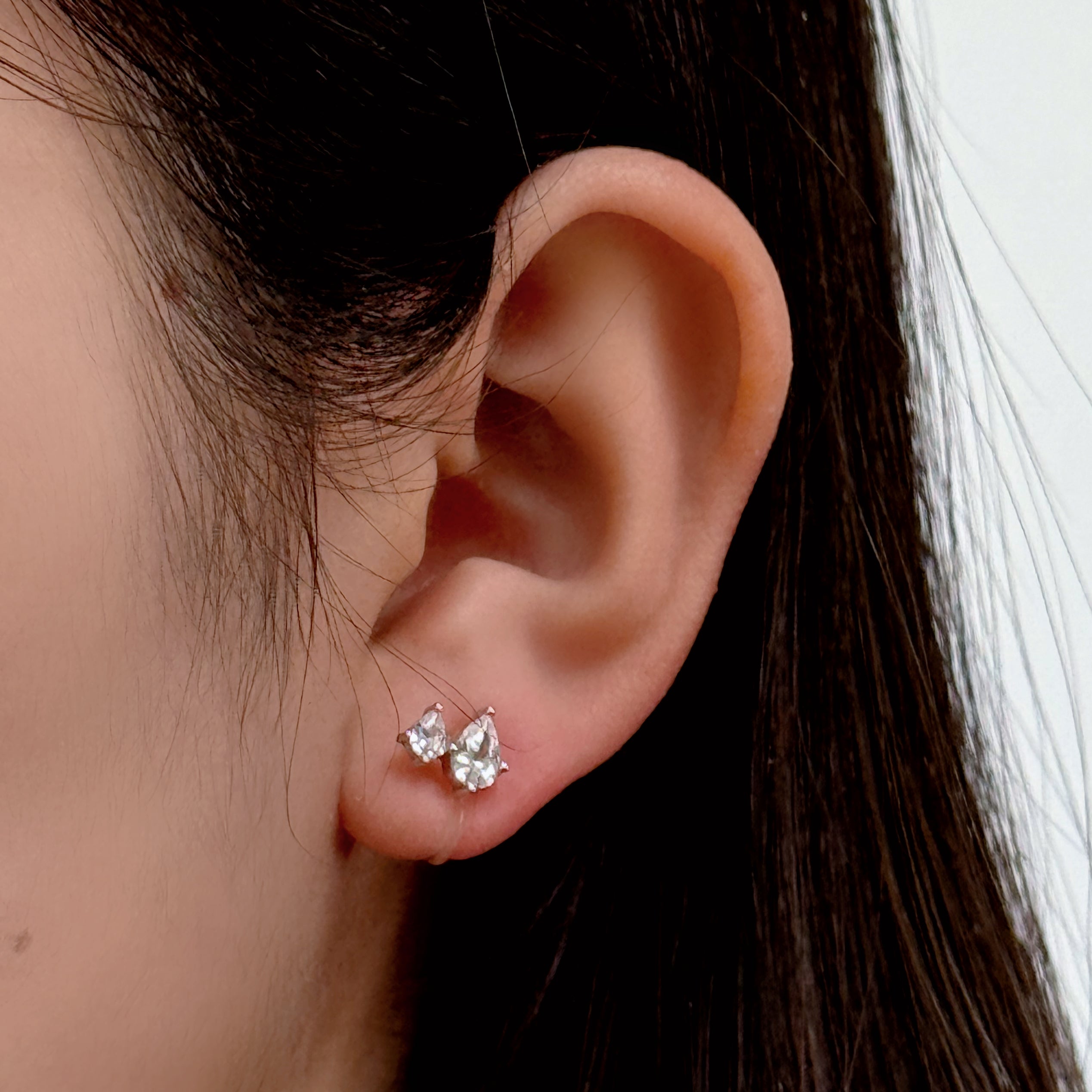 Twin Sparkle Clip-On Earrings - SOMIY