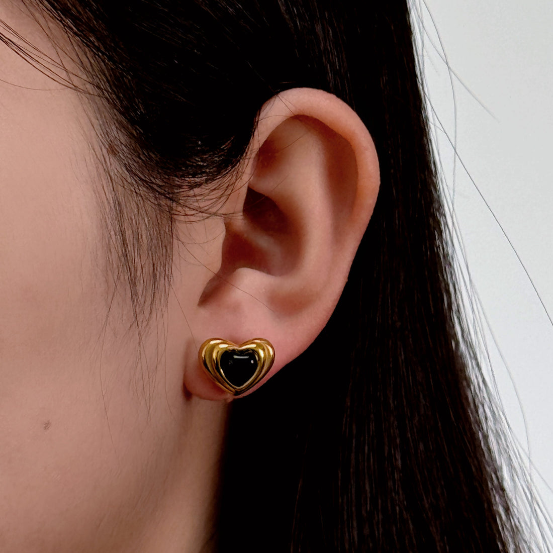 Gold Silver Resinstud clip-on earrings by SOMIY – pain-free non-pierced jewelry for everyday wear