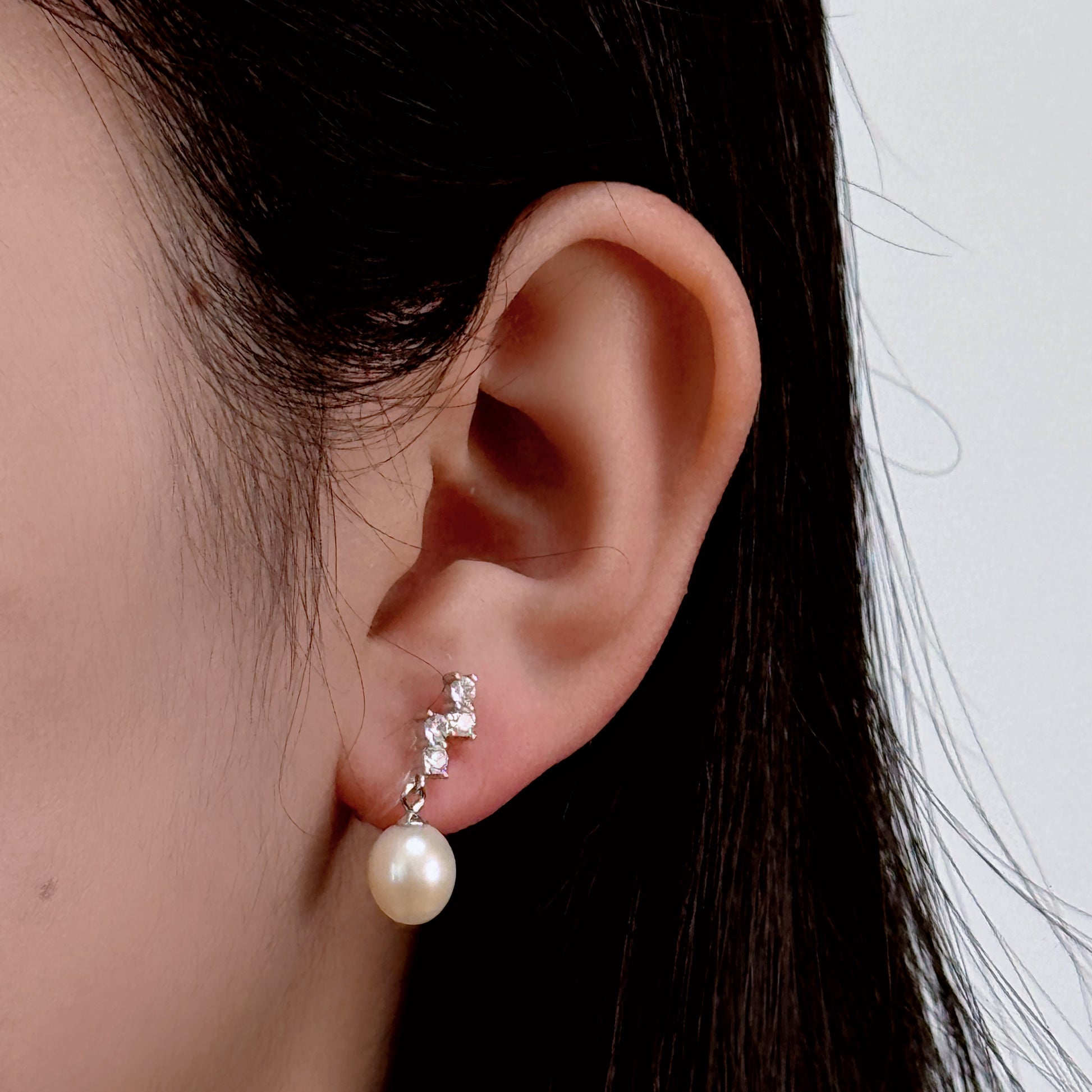 Pearl And Diamond Clip-On Earrings - SOMIY