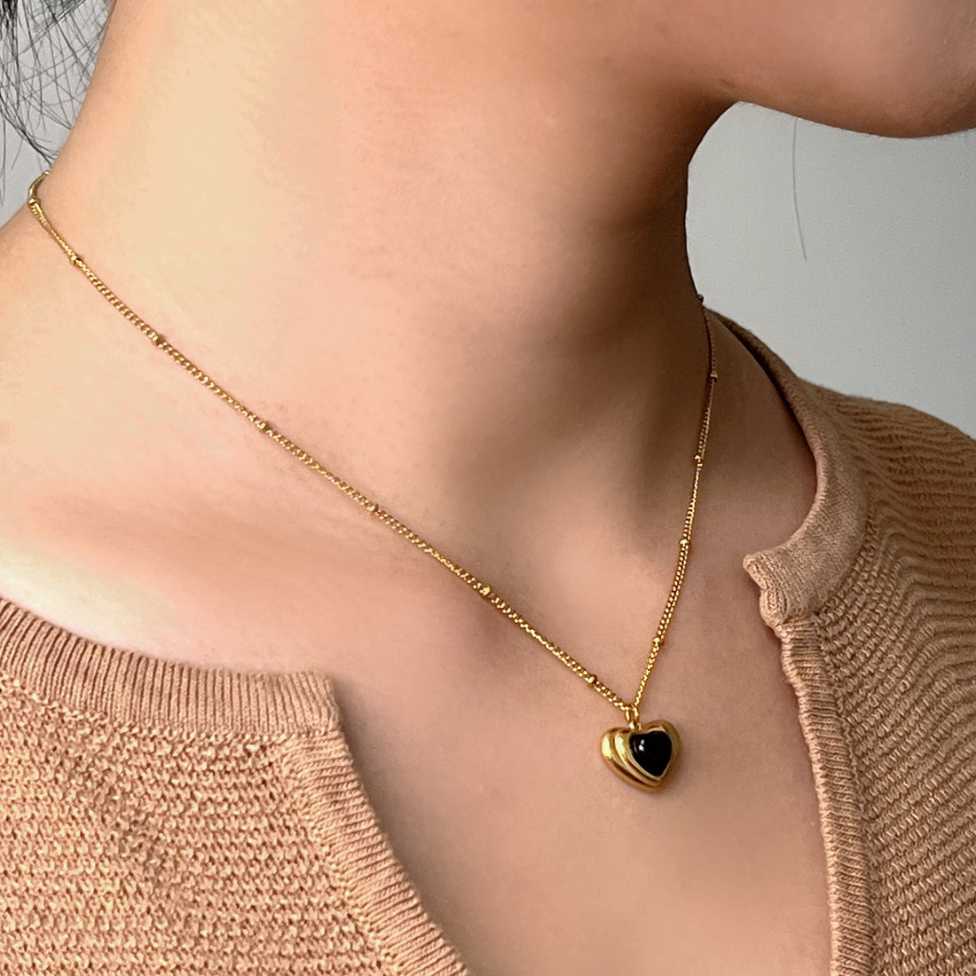 Heart of Darkness Set (Clip-On Earrings&Necklace) - SOMIY