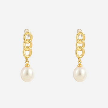 Sculpted Link Pearl Drop Clip-On Earrings in Gold front view