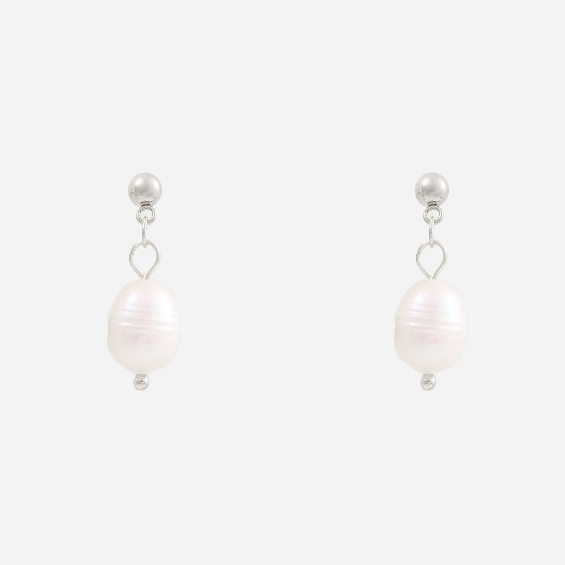 Gold Pearlclip-on earrings by SOMIY – pain-free non-pierced jewelry for everyday wear