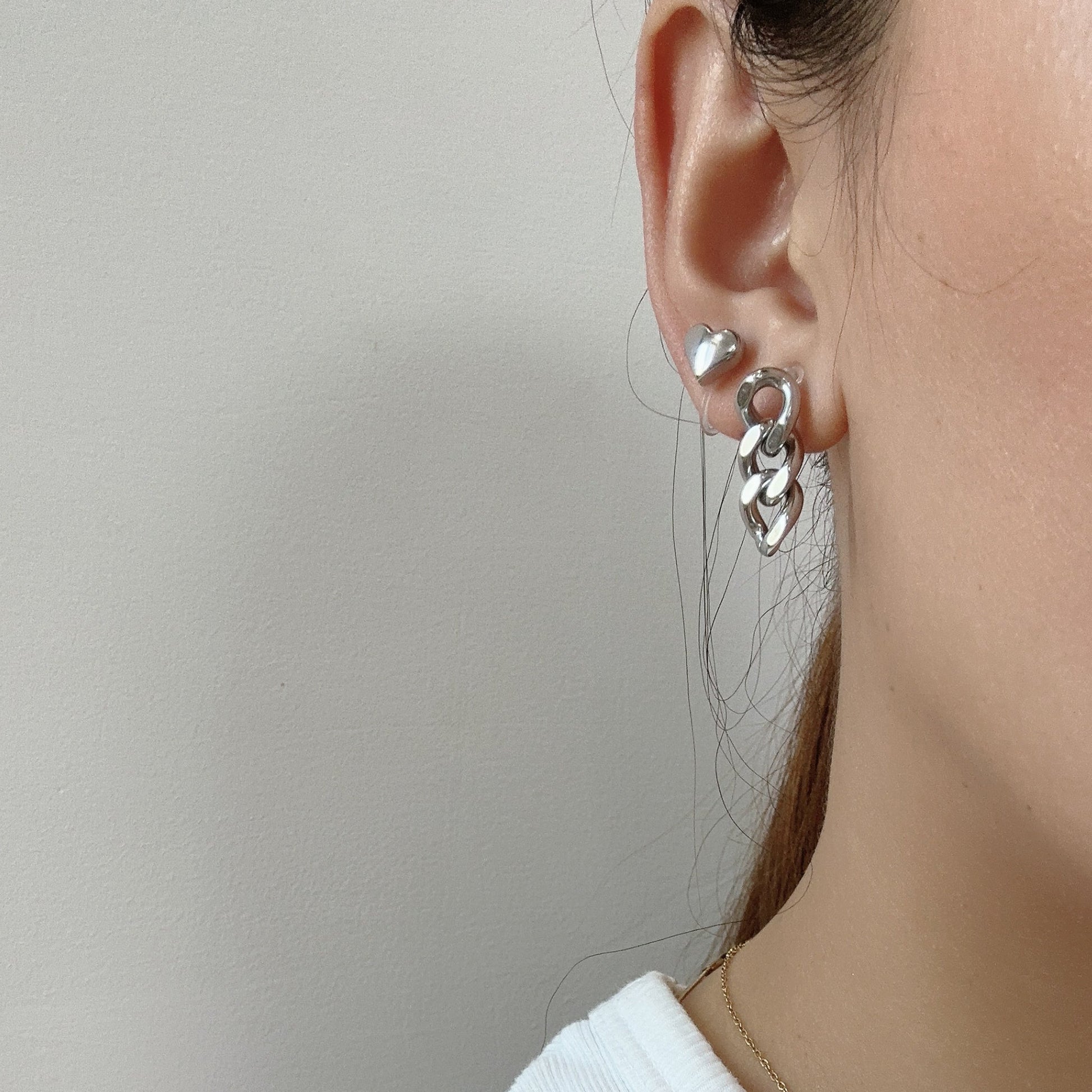 clip-on earrings by SOMIY – pain-free non-pierced jewelry for everyday wear