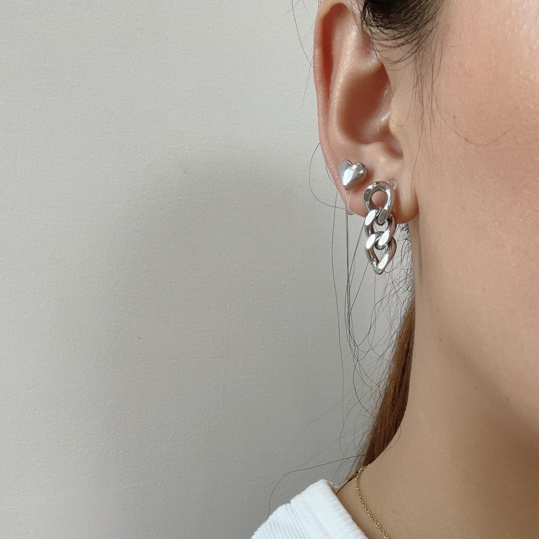 clip-on earrings by SOMIY – pain-free non-pierced jewelry for everyday wear