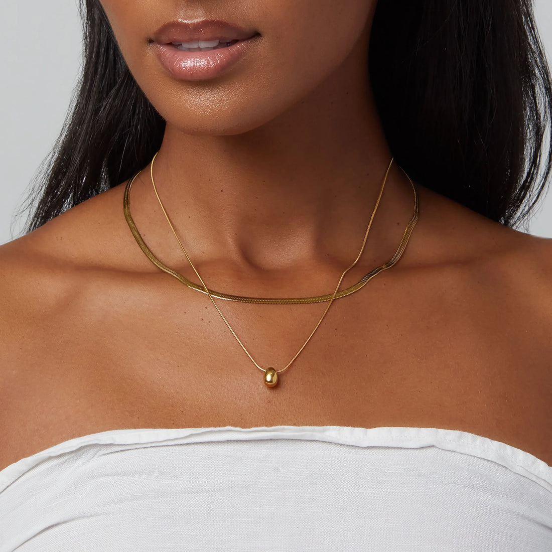 Golddangle clip-on earrings by SOMIY – pain-free non-pierced jewelry for everyday wear