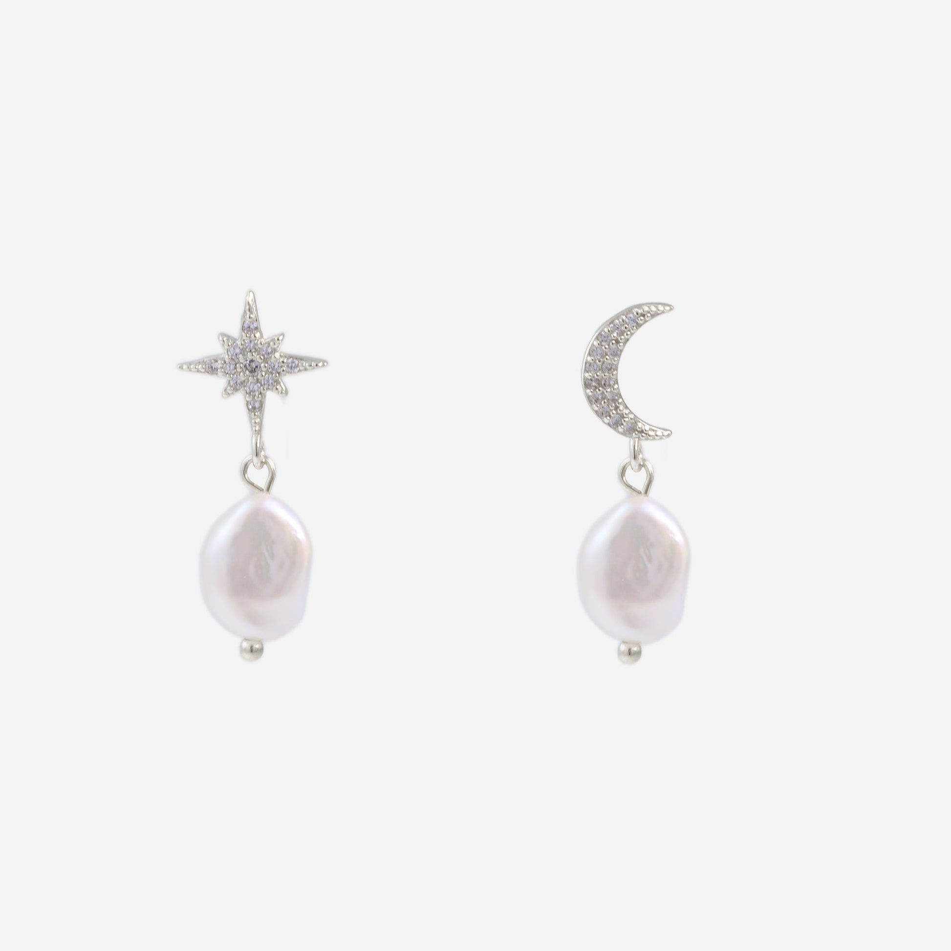 Gold Pearlclip-on earrings by SOMIY – pain-free non-pierced jewelry for everyday wear