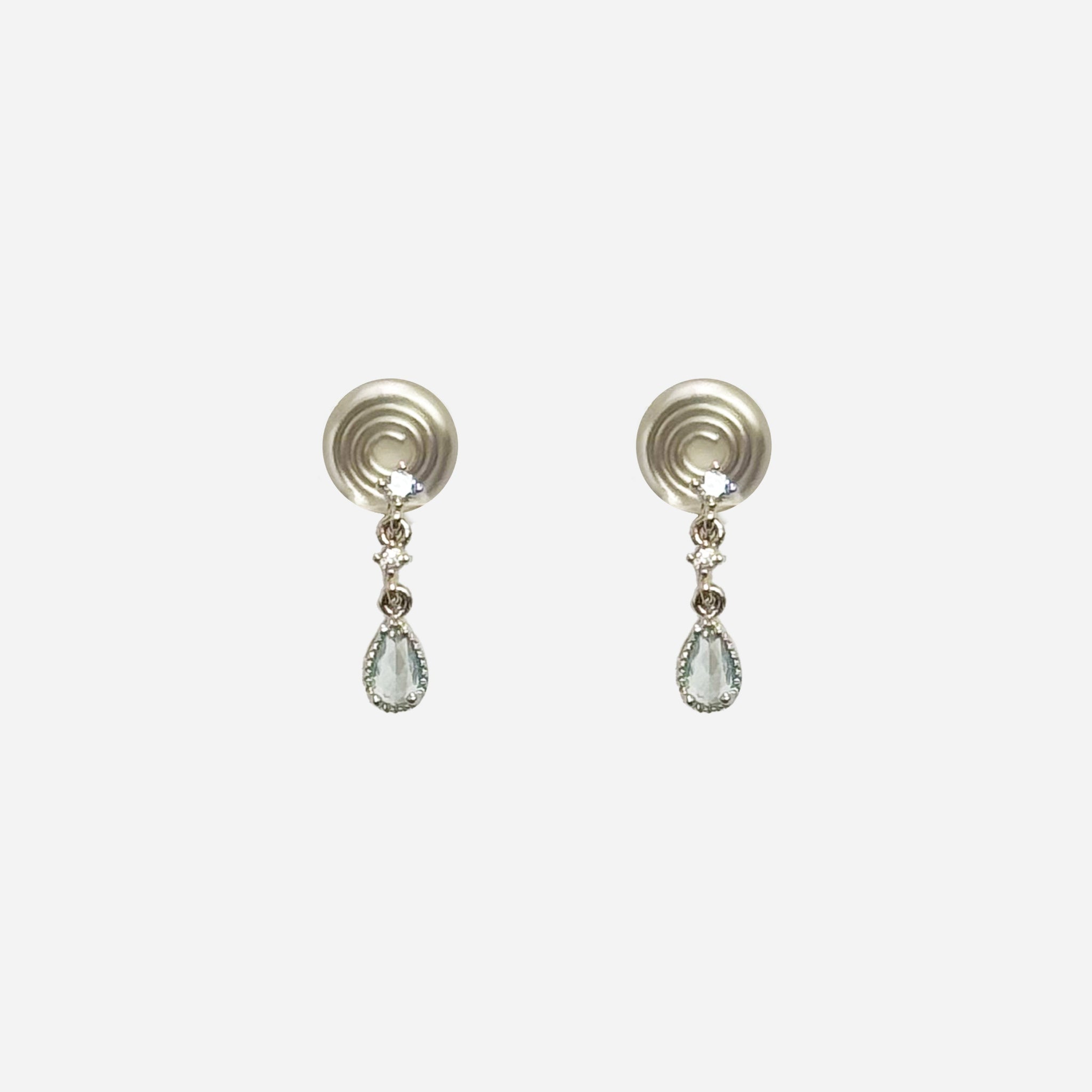 dangle clip-on earrings by SOMIY – pain-free non-pierced jewelry for everyday wear