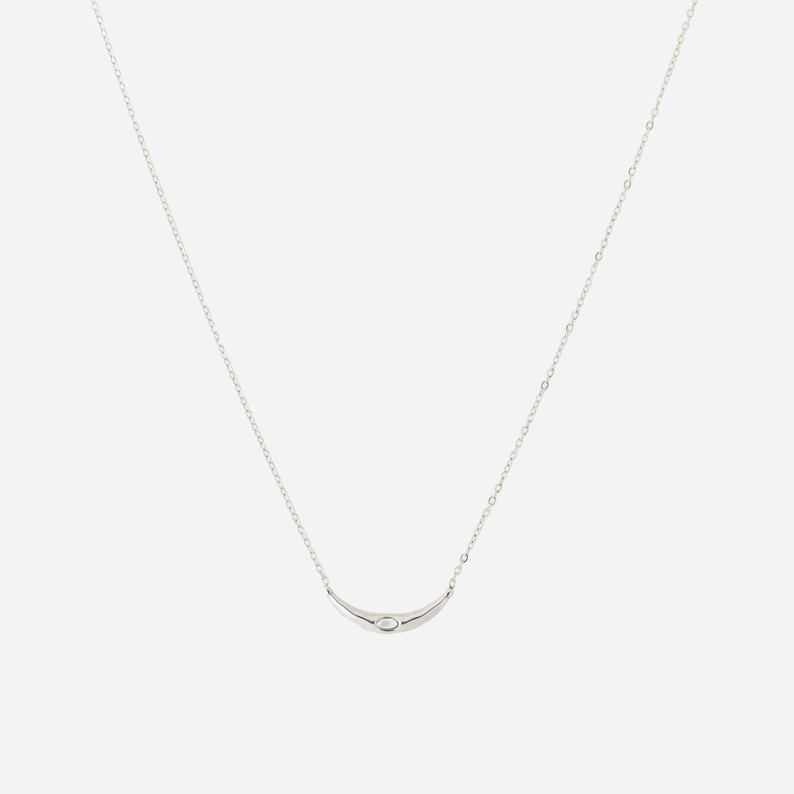 Pearlnecklace by SOMIY – minimalist jewelry that pairs with our clip-on earrings