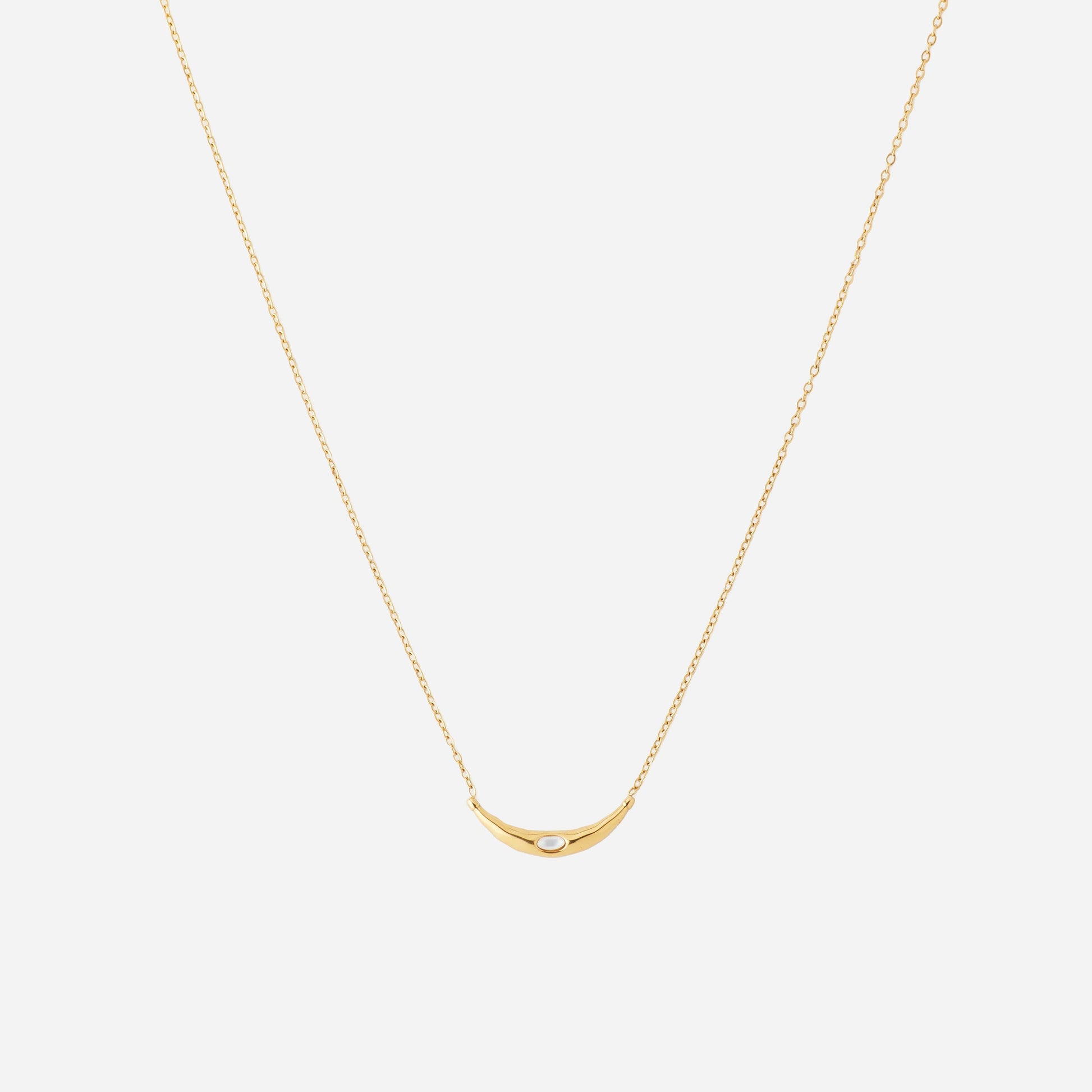 Pearlnecklace by SOMIY – minimalist jewelry that pairs with our clip-on earrings