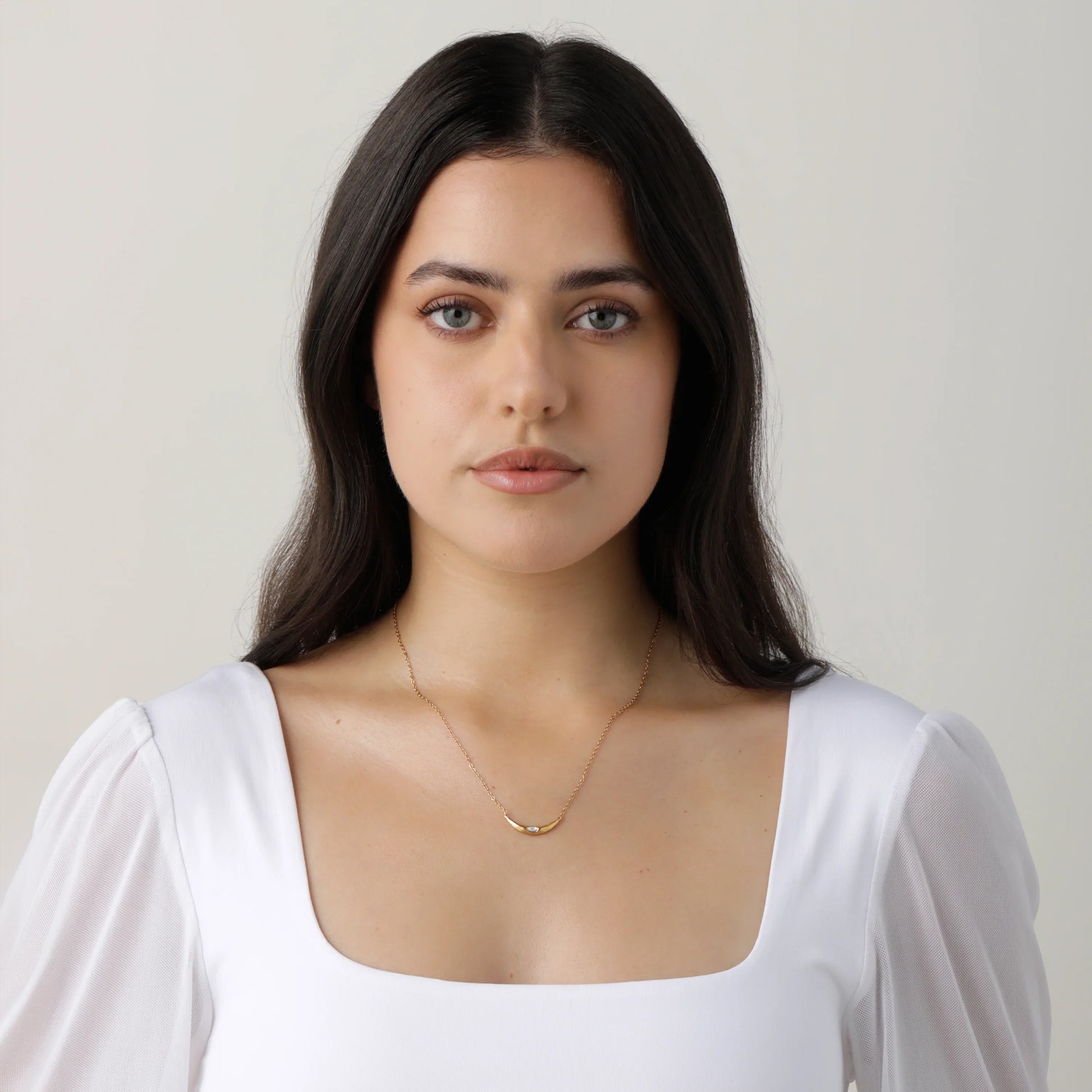 Pearlnecklace by SOMIY – minimalist jewelry that pairs with our clip-on earrings