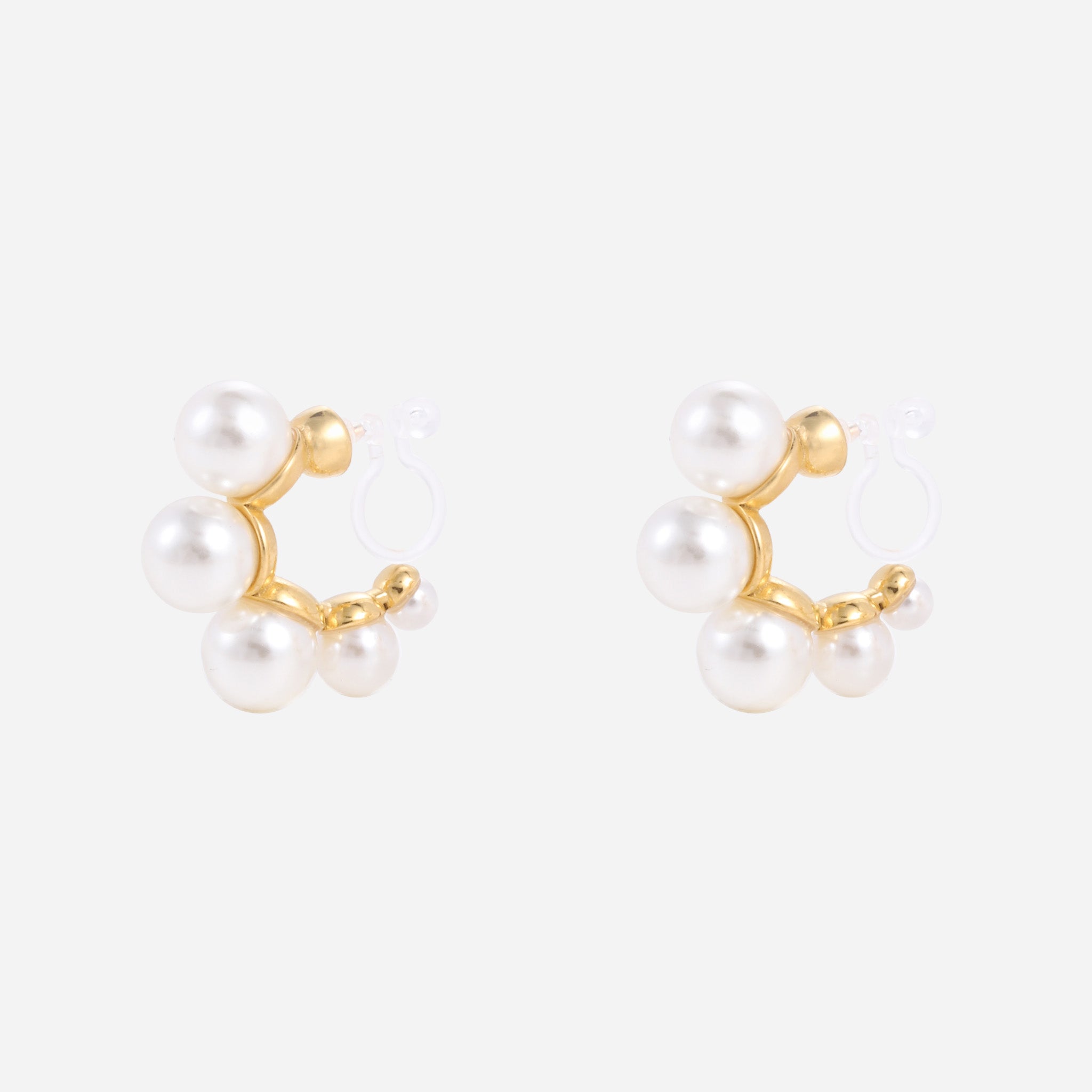 Gold Pearl Resinhoop clip-on earrings by SOMIY – pain-free non-pierced jewelry for everyday wear
