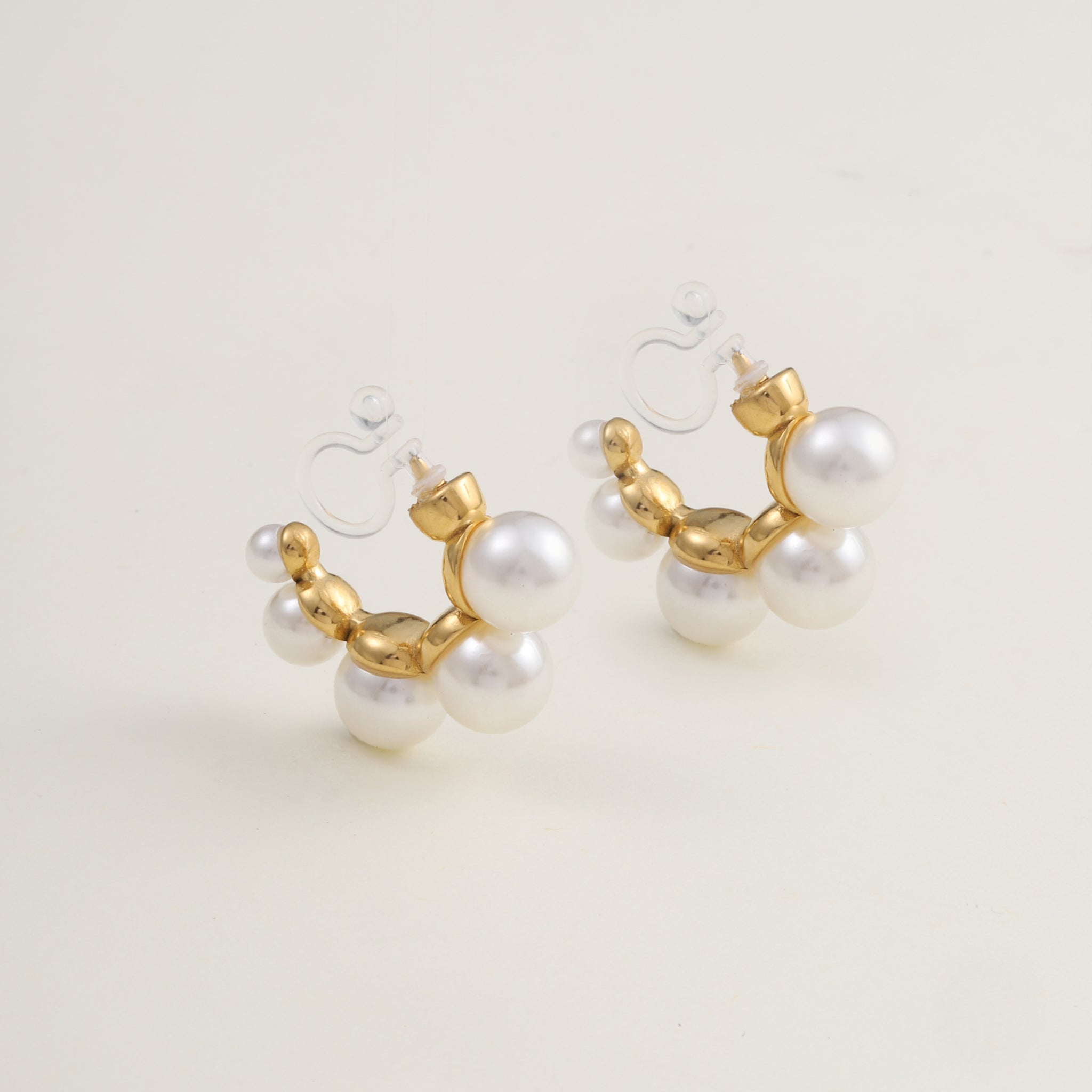 Gold Pearlhoop clip-on earrings by SOMIY – pain-free non-pierced jewelry for everyday wear