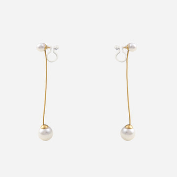Gold Pearl Resinhoop clip-on earrings by SOMIY – pain-free non-pierced jewelry for everyday wear