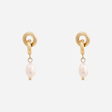 Gold Pearl Resinhoop clip-on earrings by SOMIY – pain-free non-pierced jewelry for everyday wear