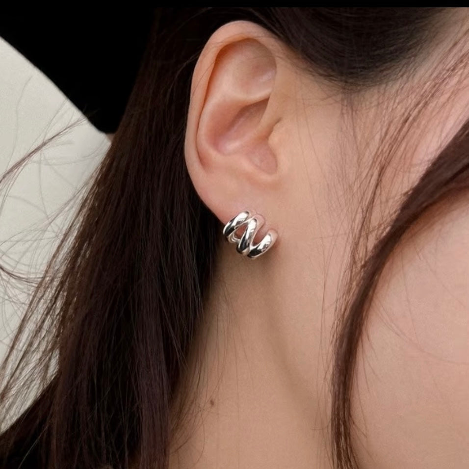 hoop clip-on earrings by SOMIY – pain-free non-pierced jewelry for everyday wear