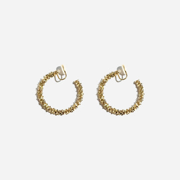 Goldhoop clip-on earrings by SOMIY – pain-free non-pierced jewelry for everyday wear