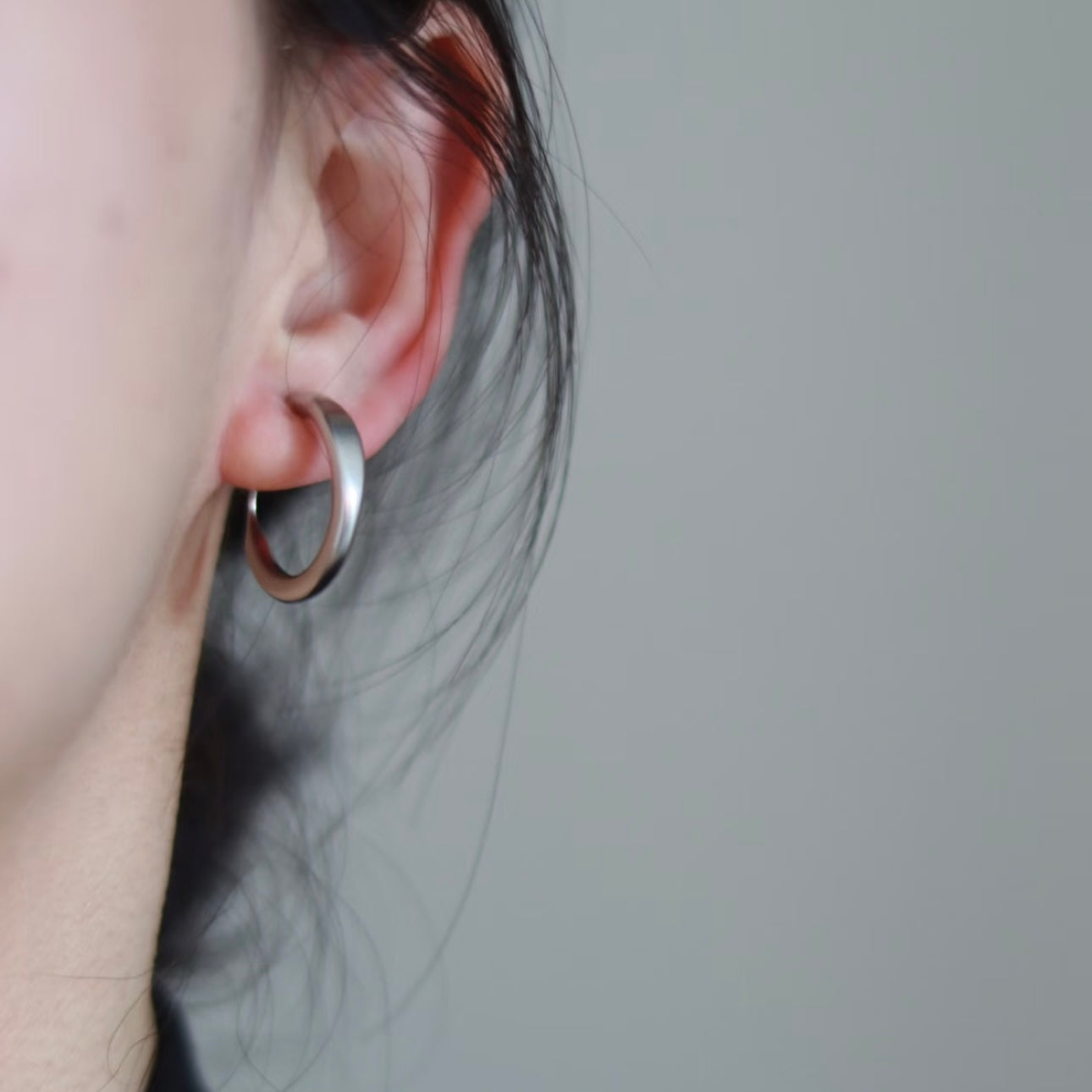 hoop clip-on earrings by SOMIY – pain-free non-pierced jewelry for everyday wear