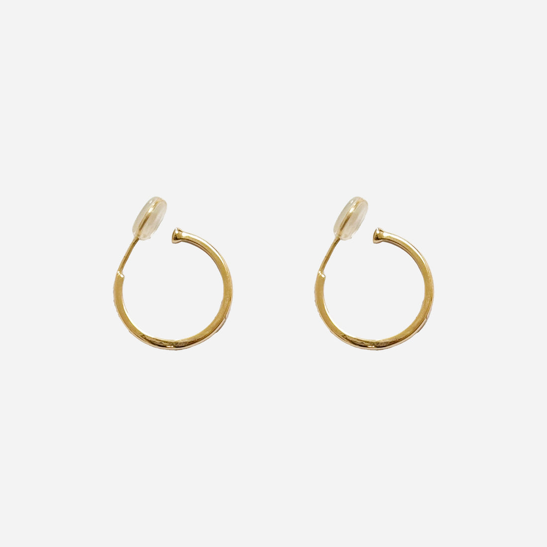 Goldhoop clip-on earrings by SOMIY – pain-free non-pierced jewelry for everyday wear