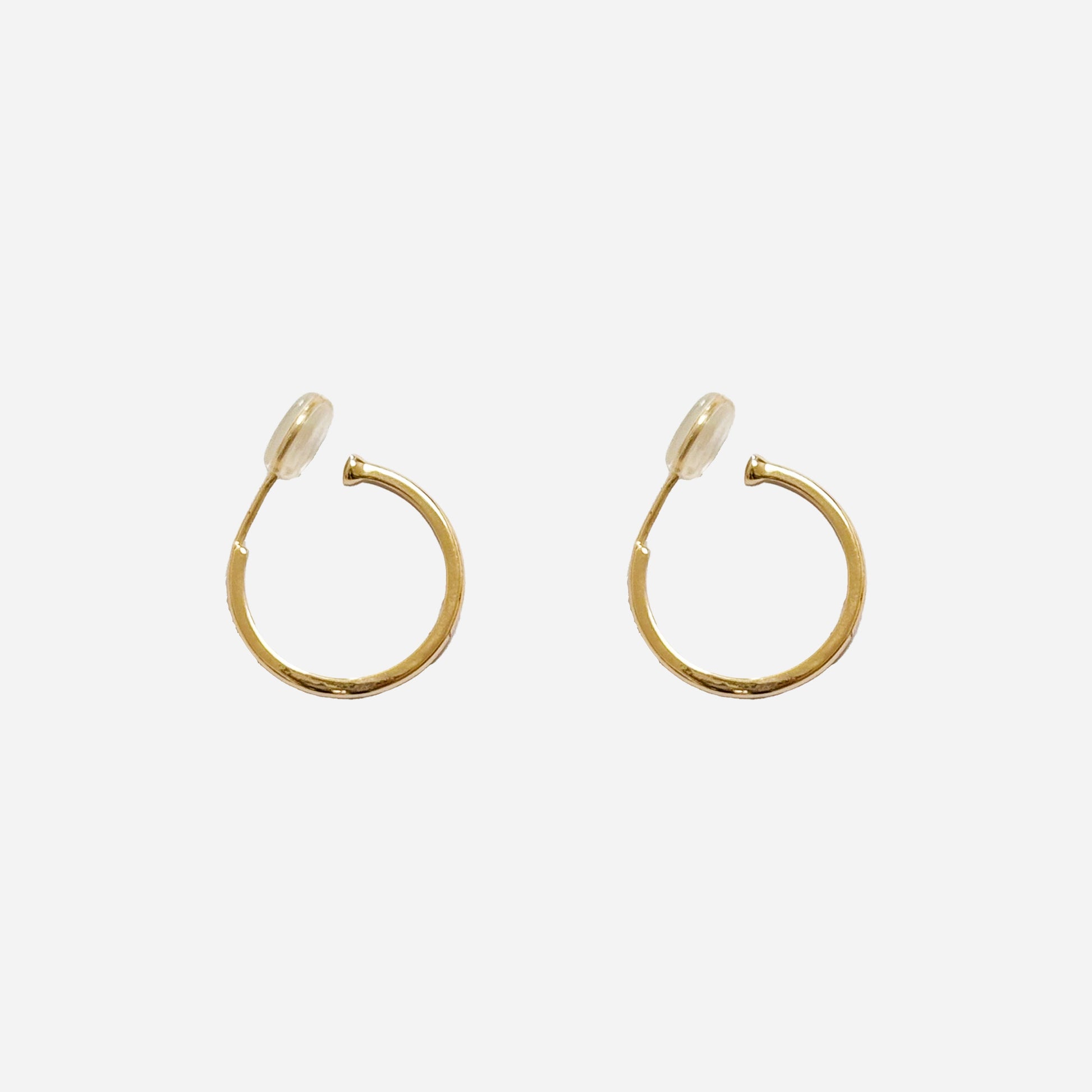 Goldhoop clip-on earrings by SOMIY – pain-free non-pierced jewelry for everyday wear