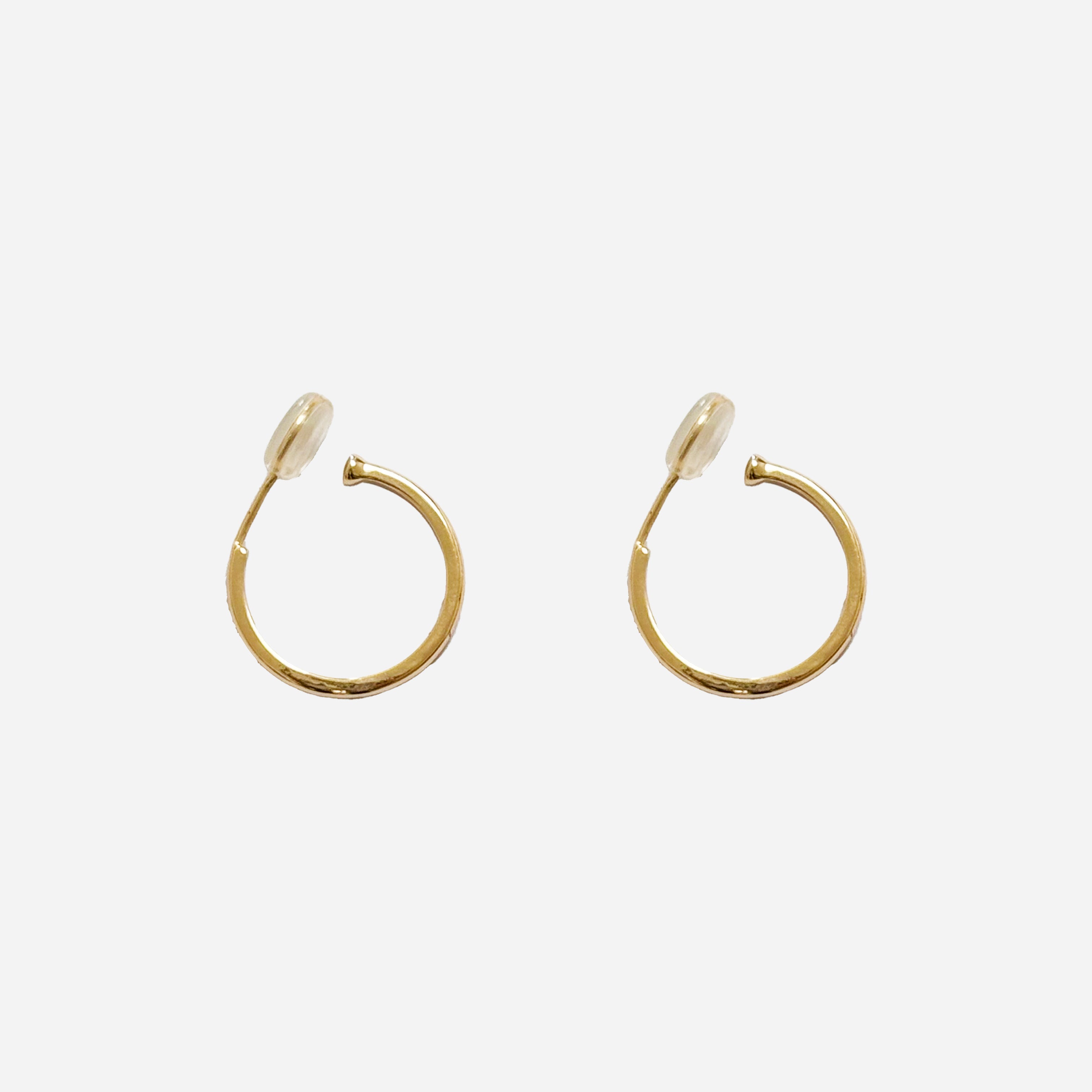 Goldhoop clip-on earrings by SOMIY – pain-free non-pierced jewelry for everyday wear