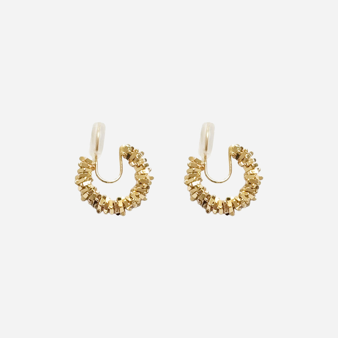 Goldhoop clip-on earrings by SOMIY – pain-free non-pierced jewelry for everyday wear