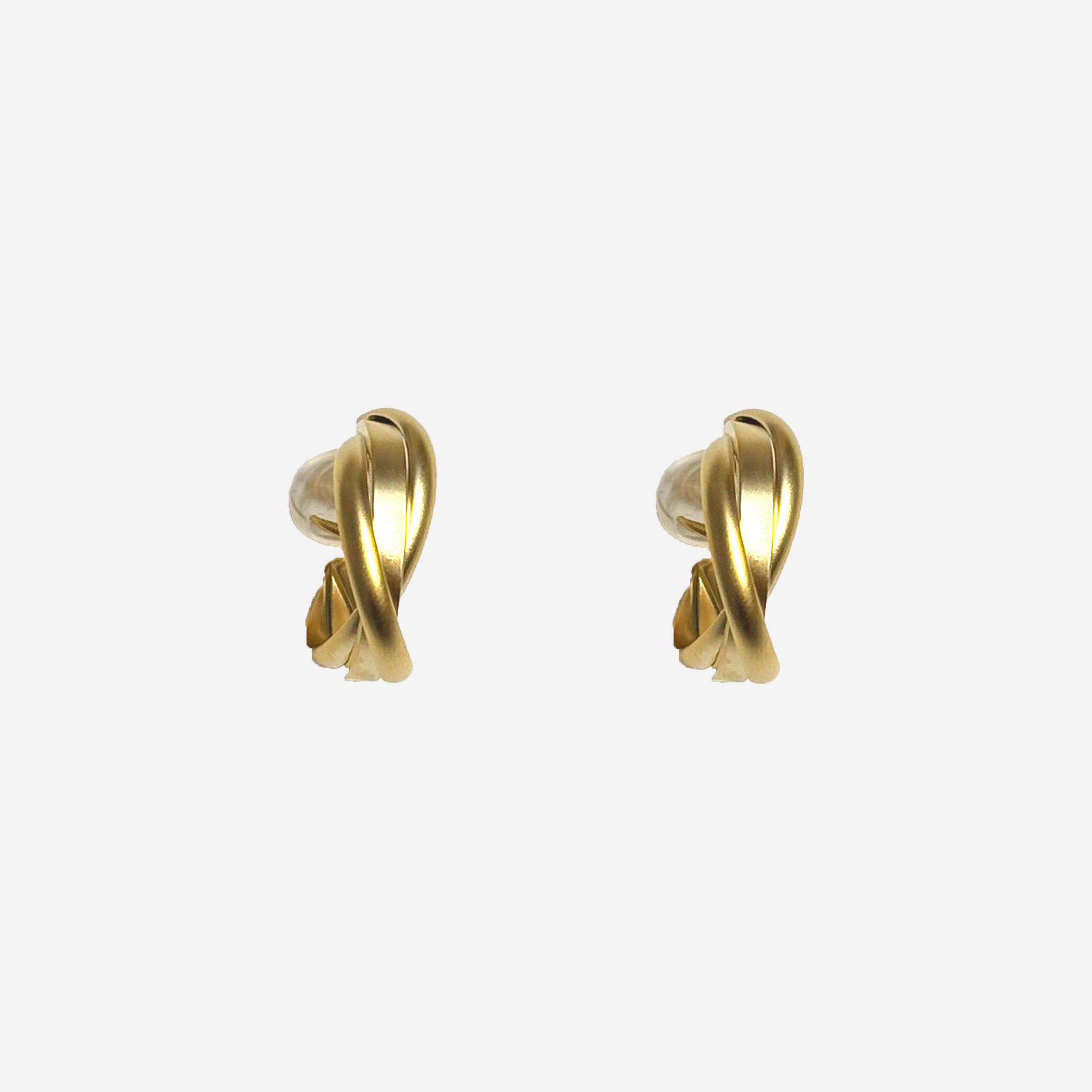 Goldhoop clip-on earrings by SOMIY – pain-free non-pierced jewelry for everyday wear