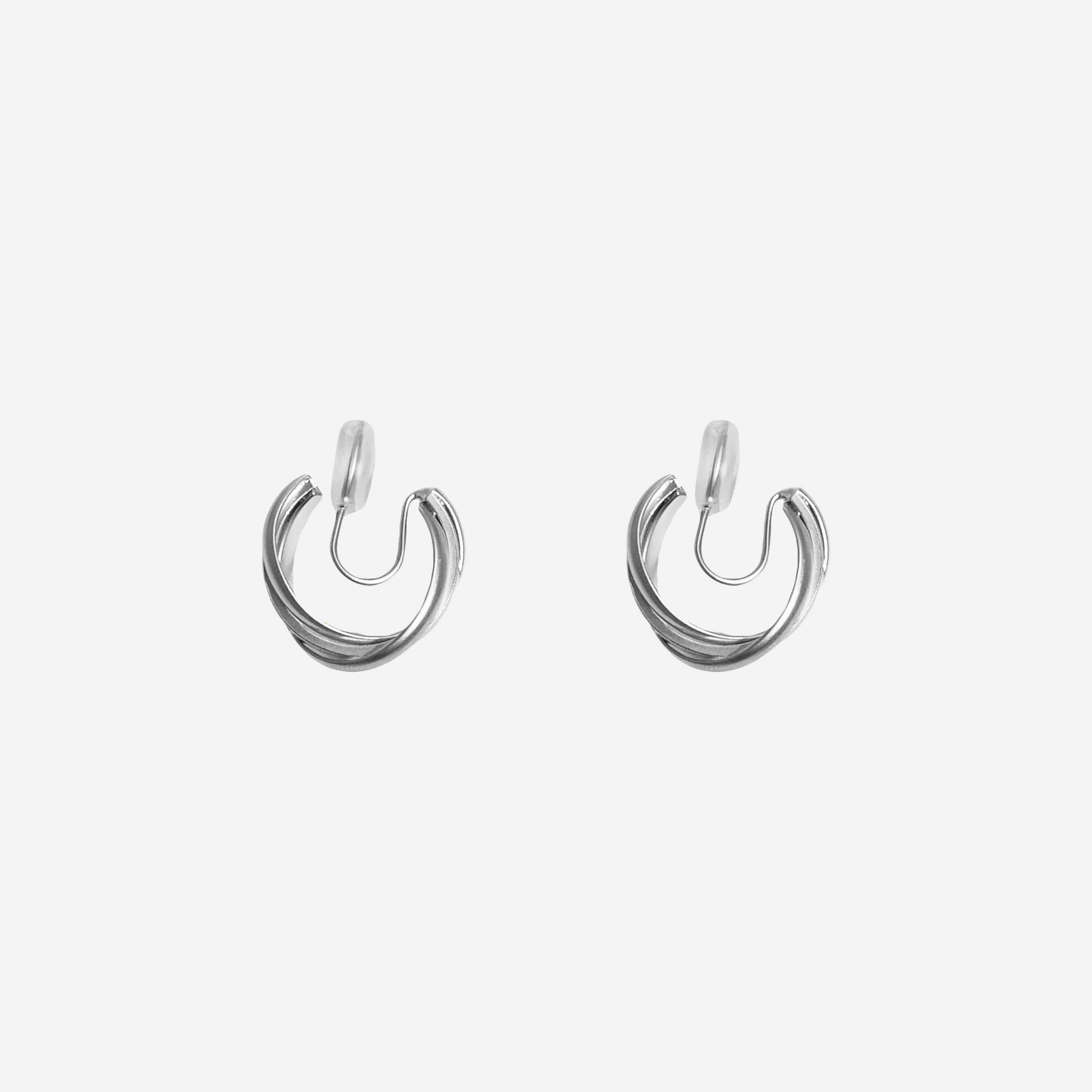 clip-on earrings by SOMIY – pain-free non-pierced jewelry for everyday wear