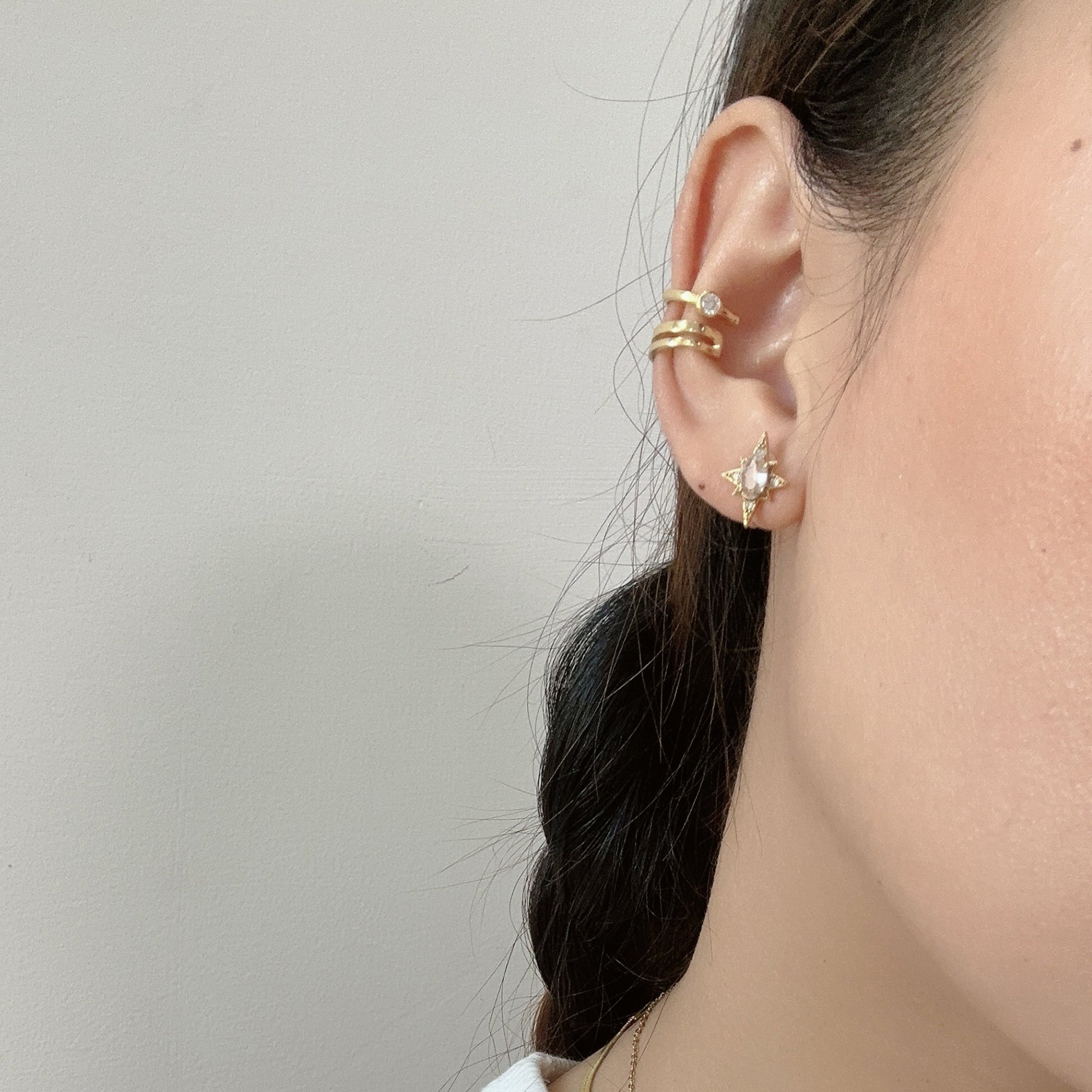 Goldstud clip-on earrings by SOMIY – pain-free non-pierced jewelry for everyday wear