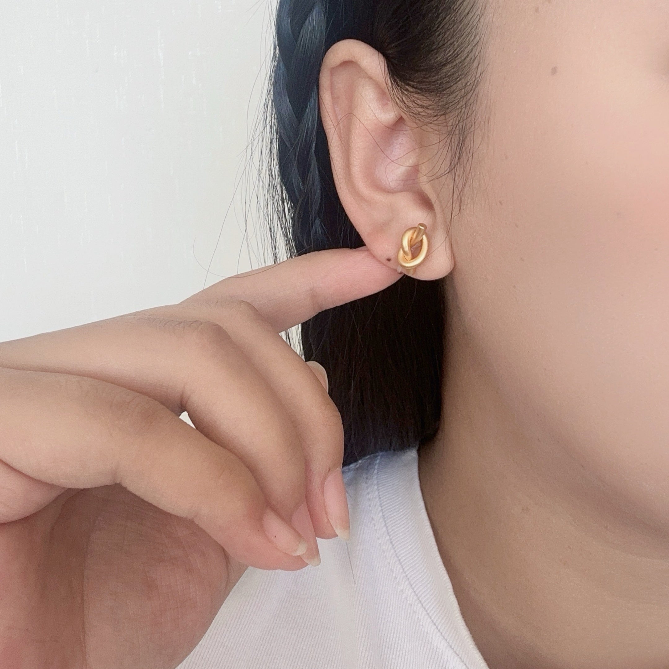 Rocky Clip-On Stud Earrings - Gold