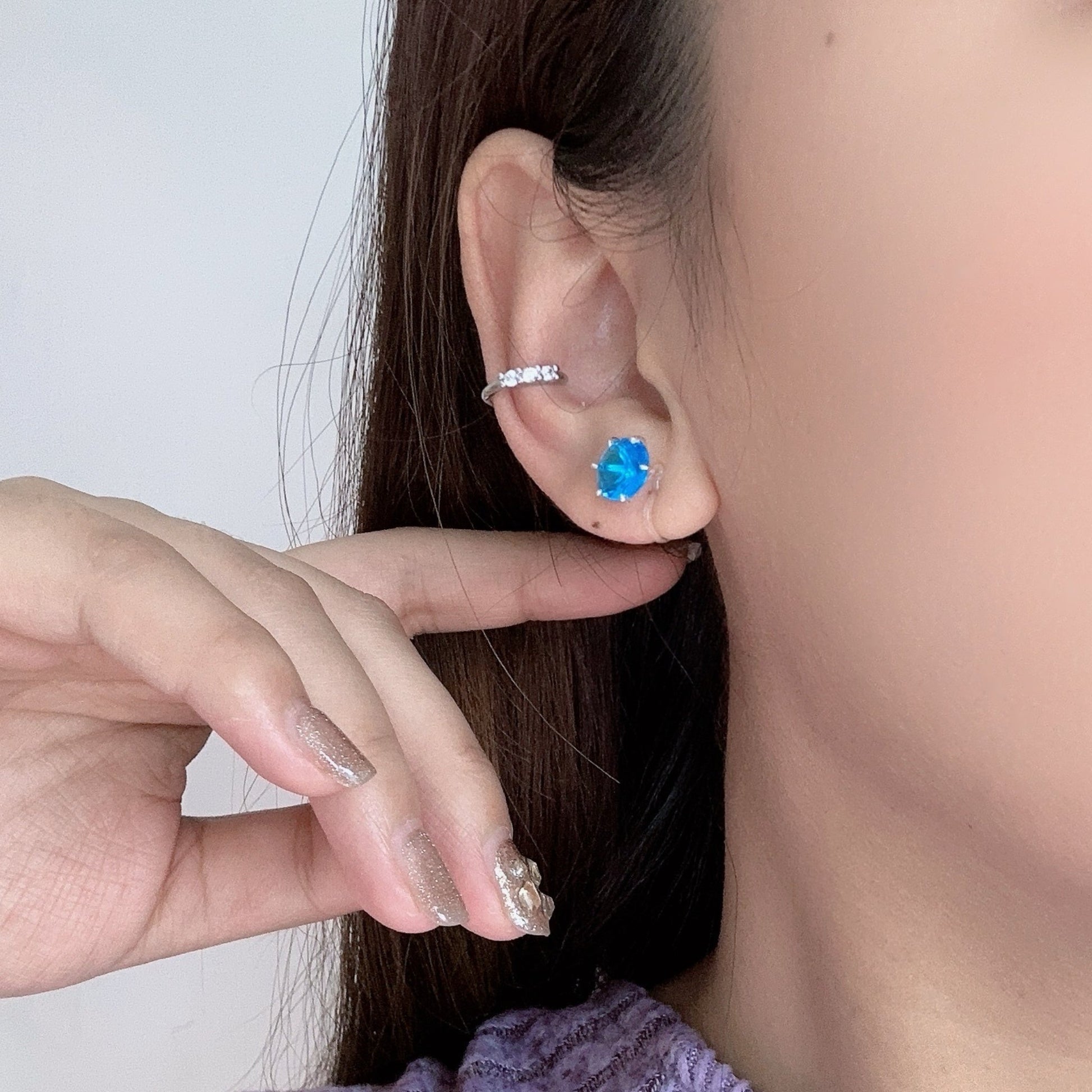 Silverstud clip-on earrings by SOMIY – pain-free non-pierced jewelry for everyday wear