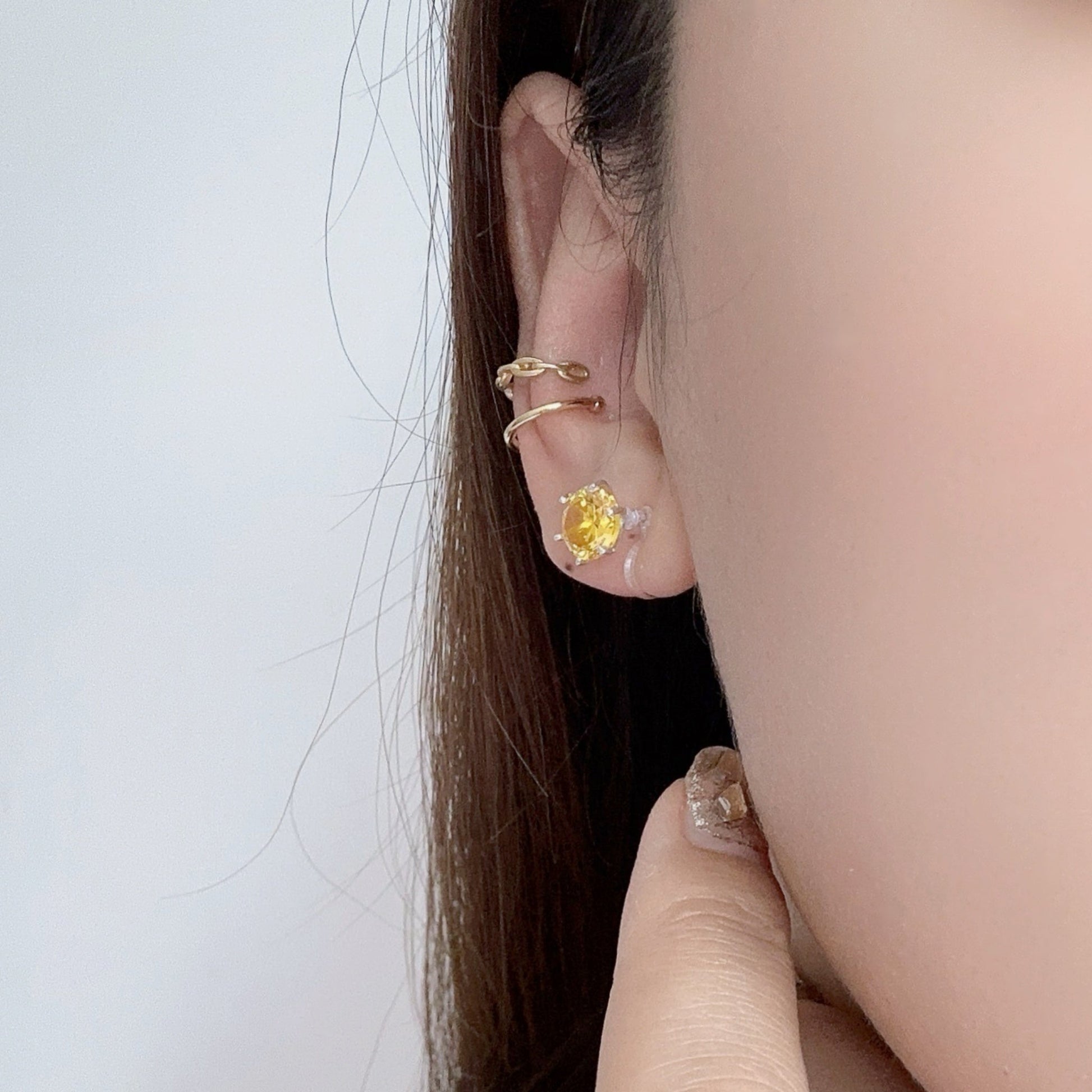 Silverclip-on earrings by SOMIY – pain-free non-pierced jewelry for everyday wear