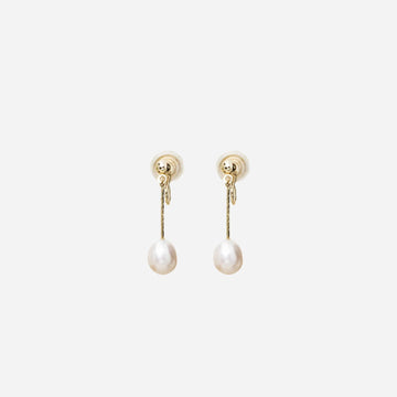Gold Silver Pearlstud clip-on earrings by SOMIY – pain-free non-pierced jewelry for everyday wear