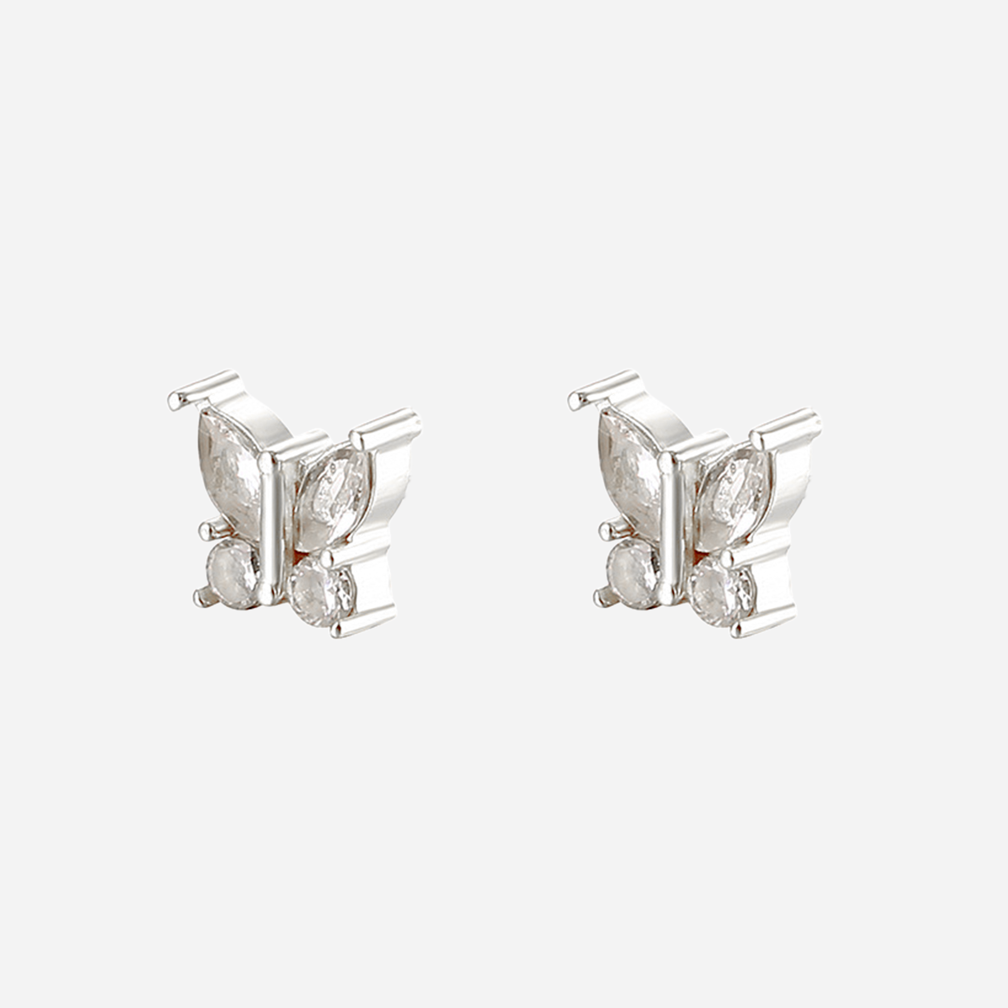 Goldstud clip-on earrings by SOMIY – pain-free non-pierced jewelry for everyday wear