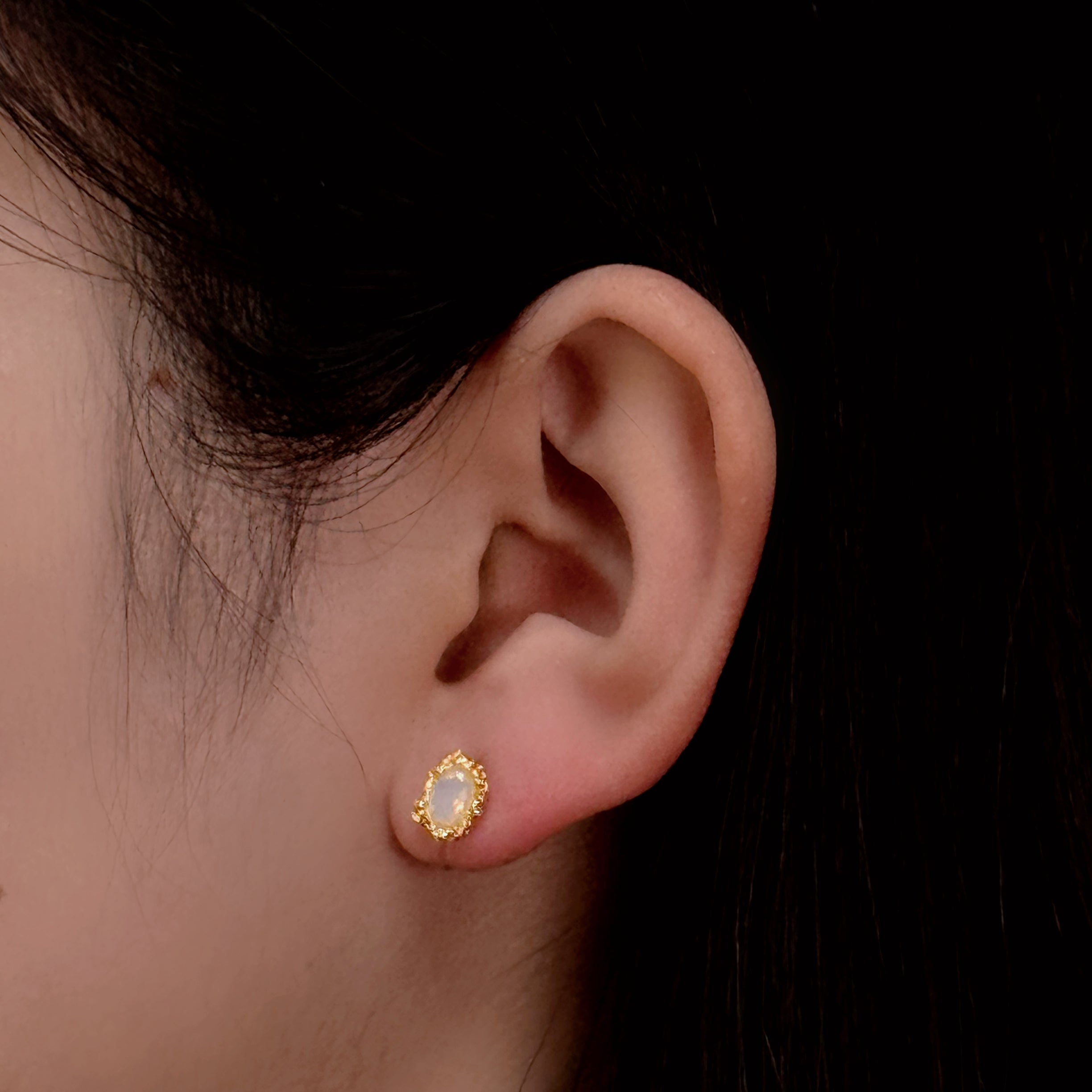 Pearlclip-on earrings by SOMIY – pain-free non-pierced jewelry for everyday wear