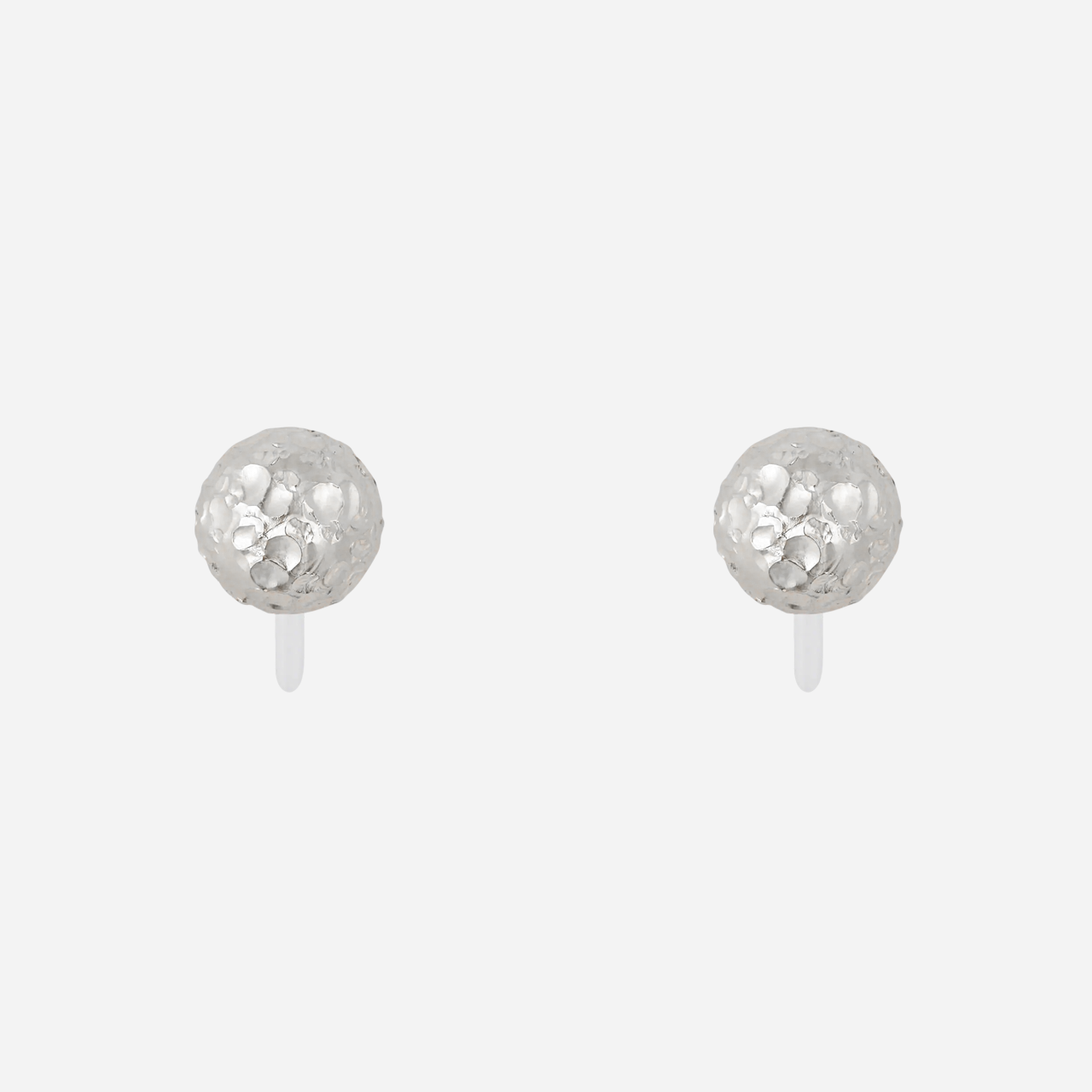 clip-on earrings by SOMIY – pain-free non-pierced jewelry for everyday wear