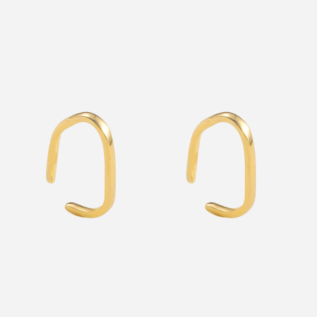Gold Silverear cuff by SOMIY – modern non-pierced jewelry for all-day comfort