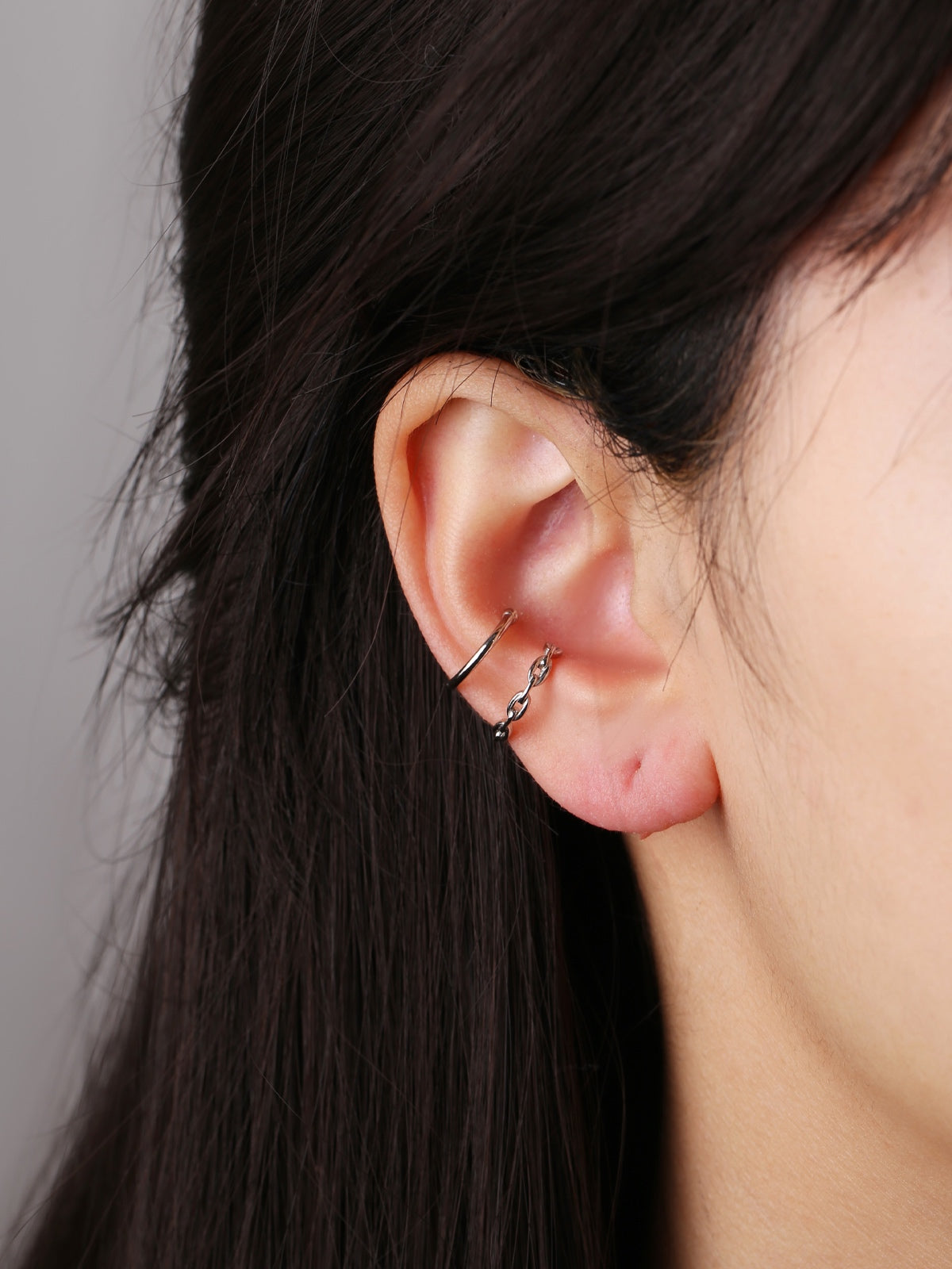 ear cuff by SOMIY – modern non-pierced jewelry for all-day comfort