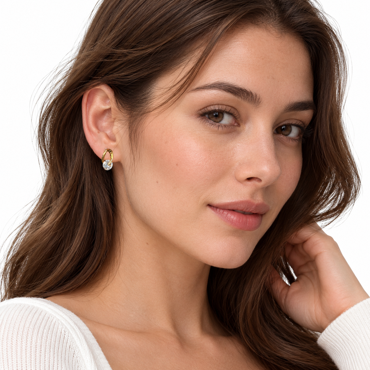 Model wearing SOMIY Solitaire Loop Clip-On Stud Earrings in gold